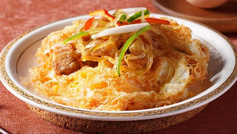 买鸡蛋是挑大的好还是小的好,买鸡蛋时买几个才不会尴尬