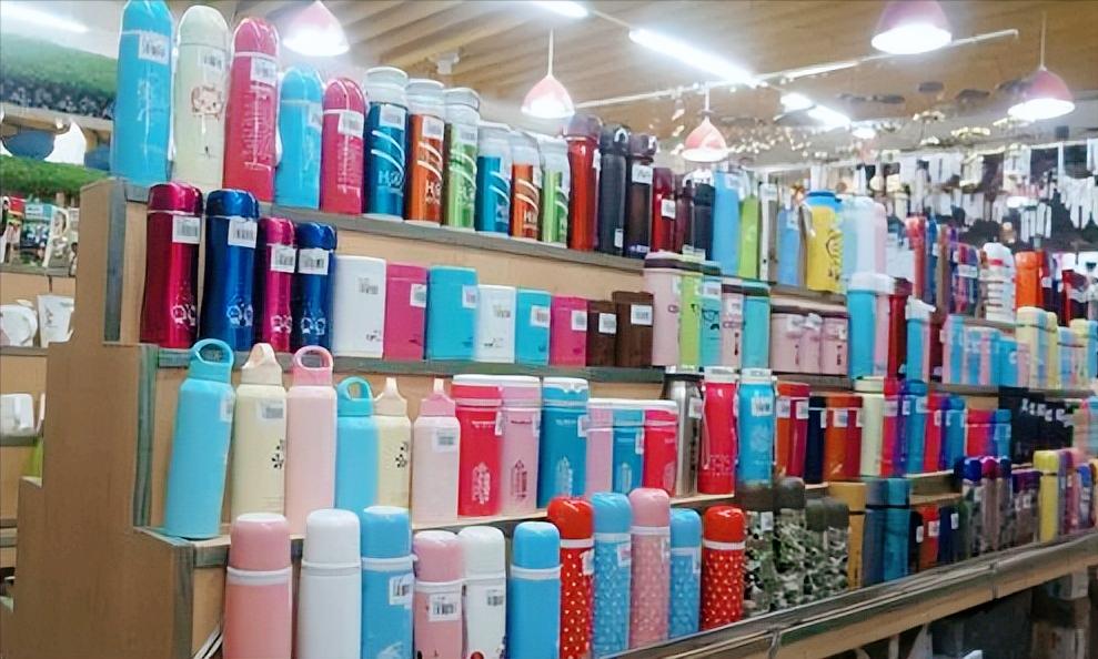 保温杯里泡枸杞有危险吗,保温杯泡枸杞有什么危害吗