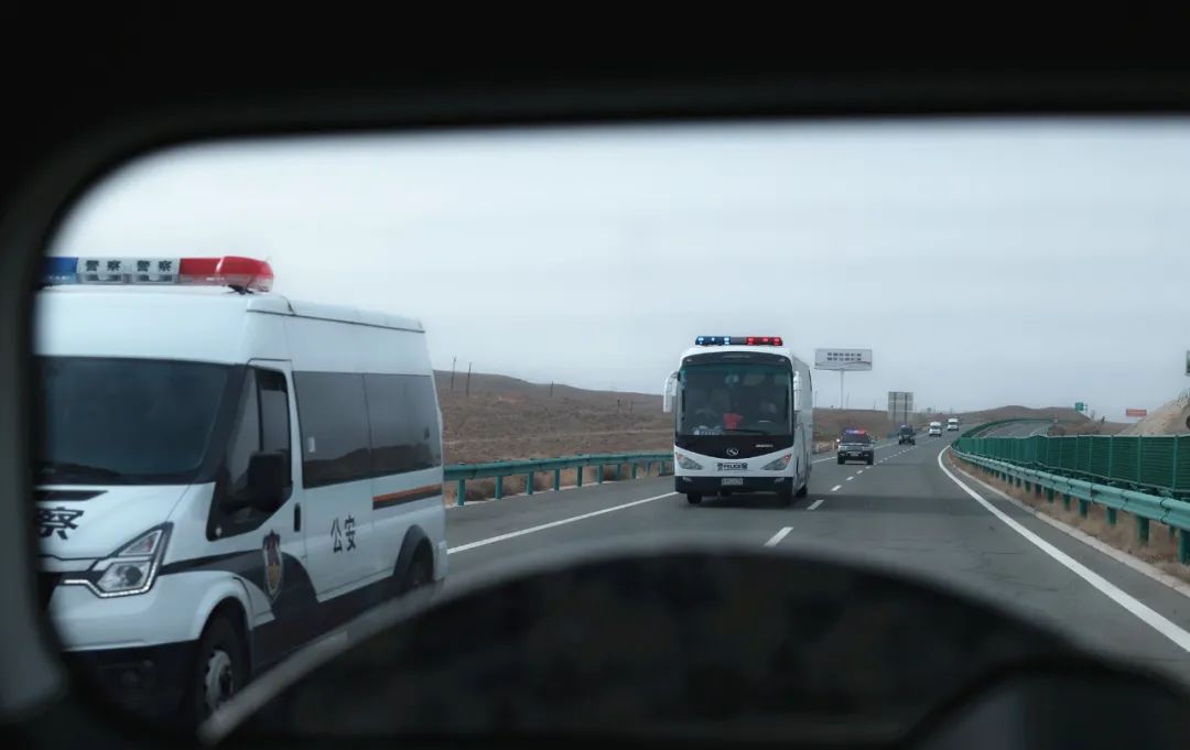 警方破获特大跨境网络赌博案,警方破获跨境网络赌博案