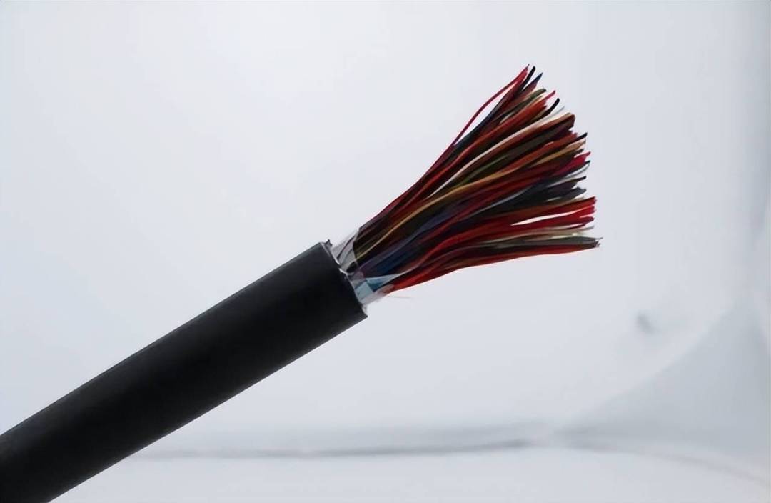 挖断国防光缆的赔偿标准,挖断国防光缆赔偿多少钱