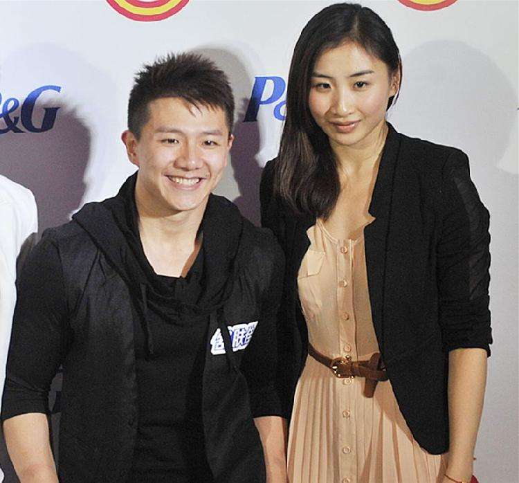 蹦床公主何雯娜和陈一冰,蹦床公主陈一冰何雯娜