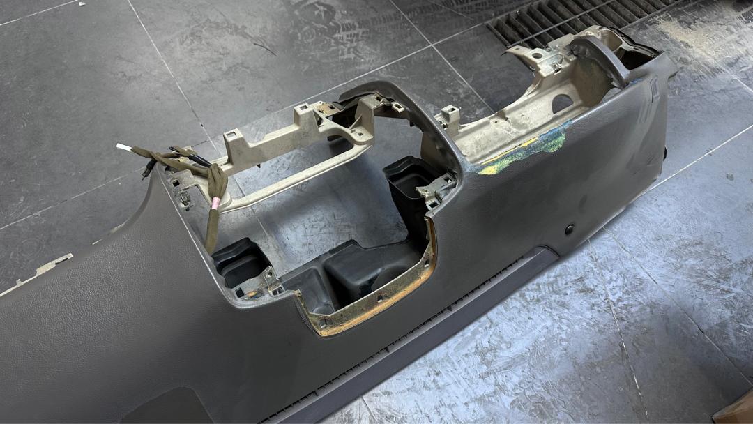 06年丰田霸道汽车翻新全过程,从山西拉回来的车