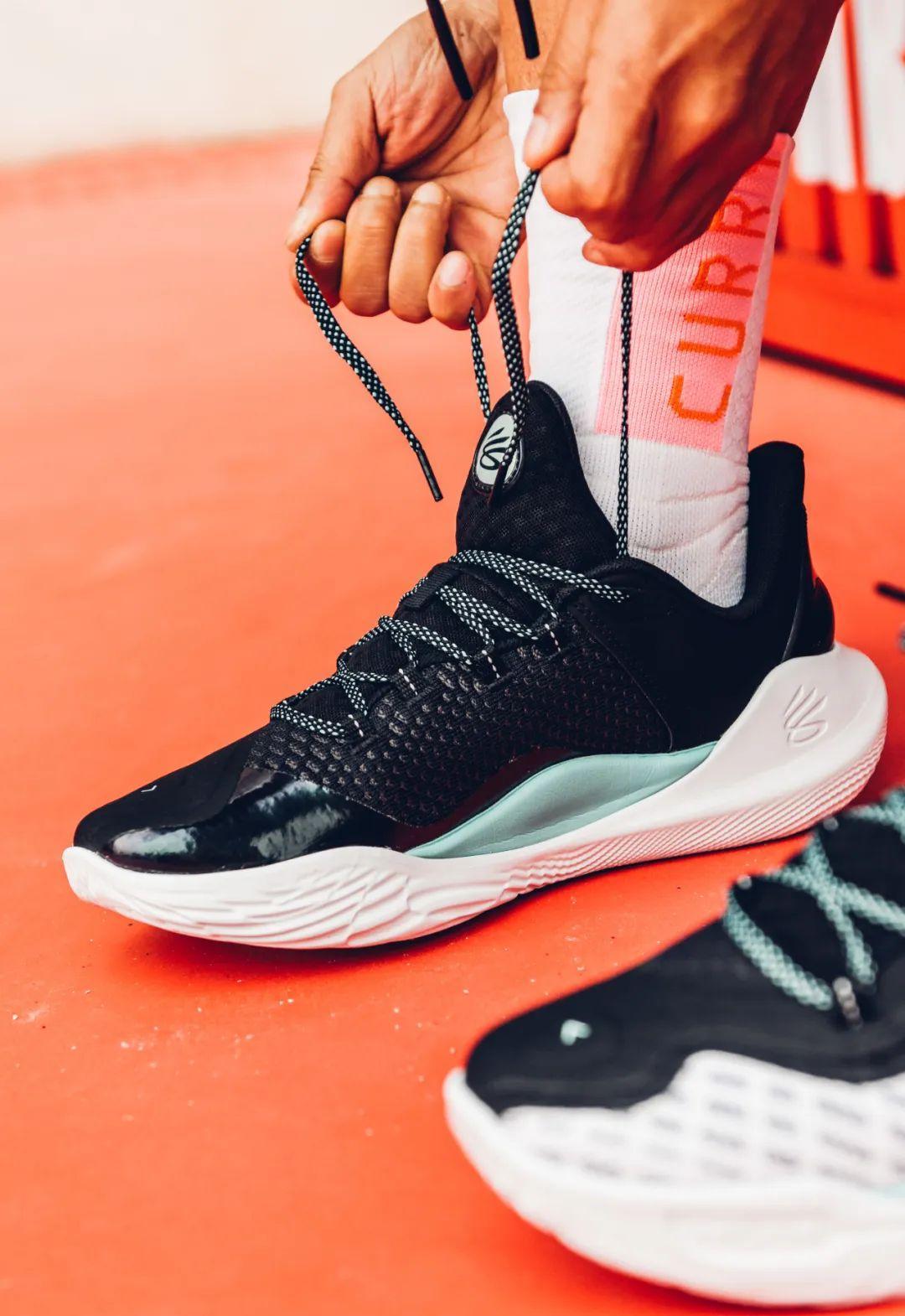 全新球鞋,这双球鞋见证了你的进步和蜕变