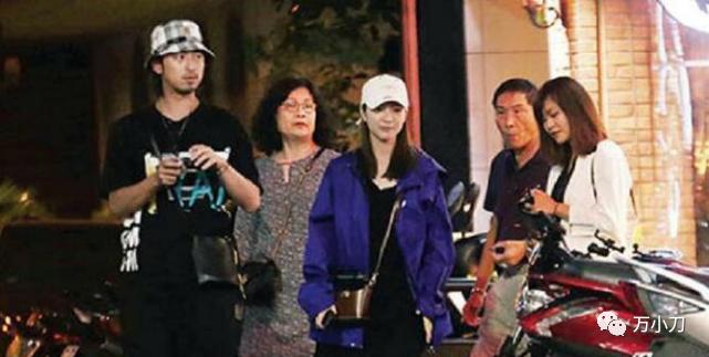 万小刀介绍,万小刀素材