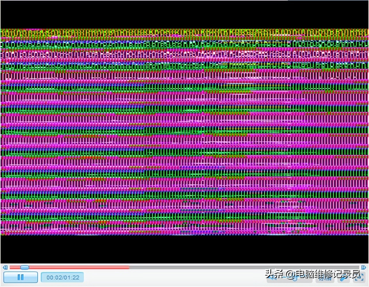 电脑看视频花屏什么原因,电脑开机出现条纹花屏是什么原因