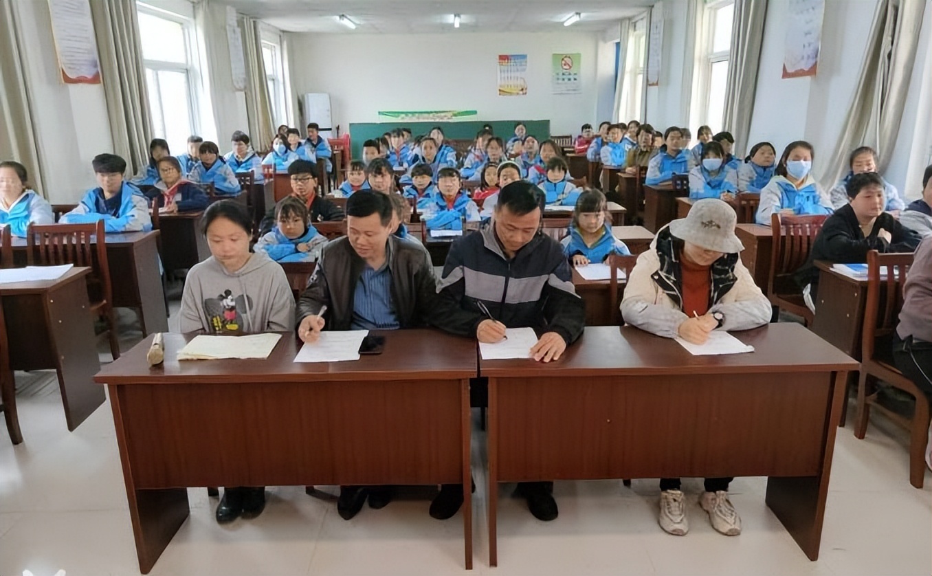 诵读红色经典传承红色基因小学,传承红色基因经典诵读比赛美篇