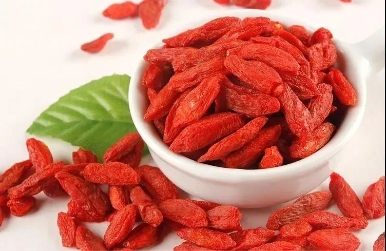 老中医一招治耳鸣,既治耳鸣又治腰疼的中药