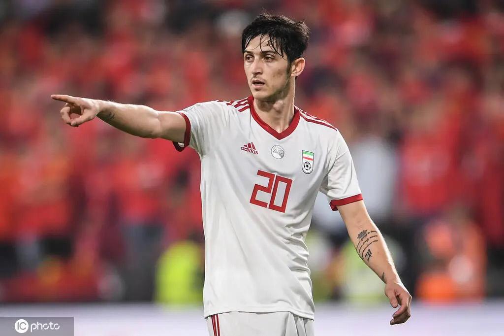 伊朗足球队员拒唱国歌后果,伊朗男足拒唱国歌