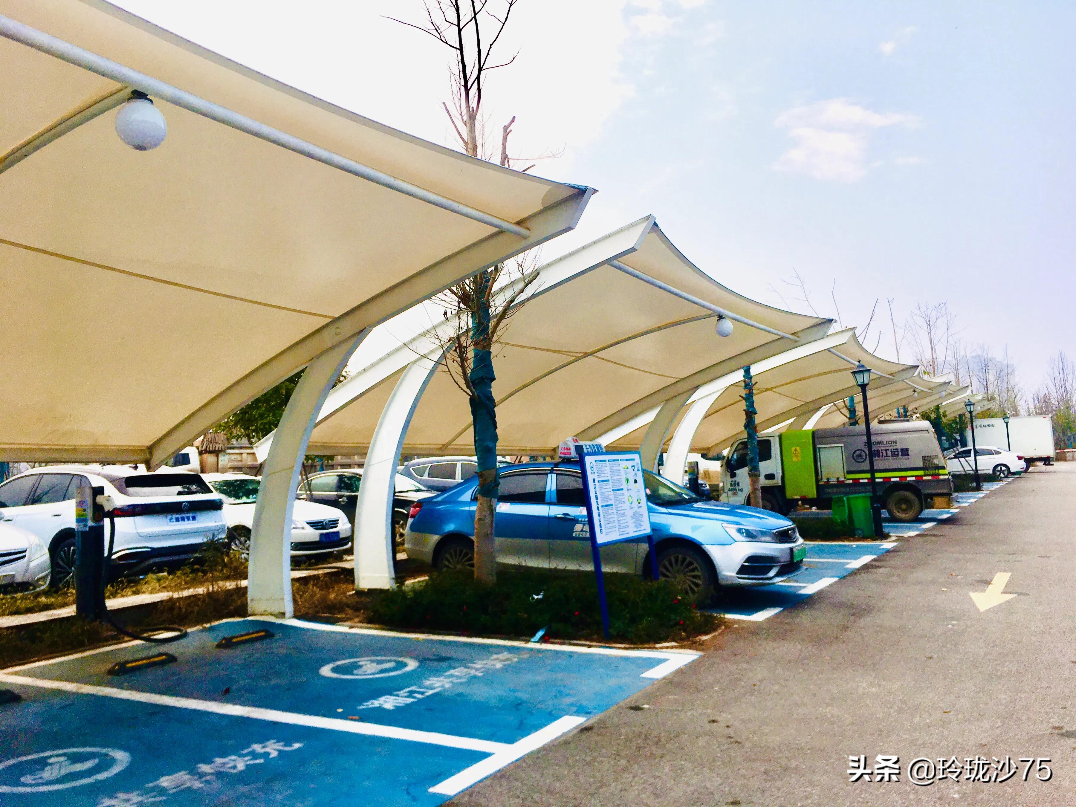 长沙风景美丽的篮球场,长沙王陵公园生态足球场