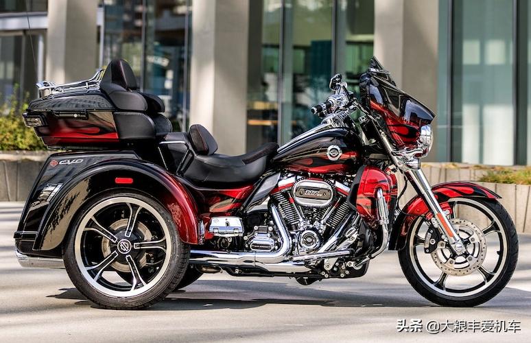 金翼三轮和哈雷三轮哪个好,哈雷金翼三轮摩托车