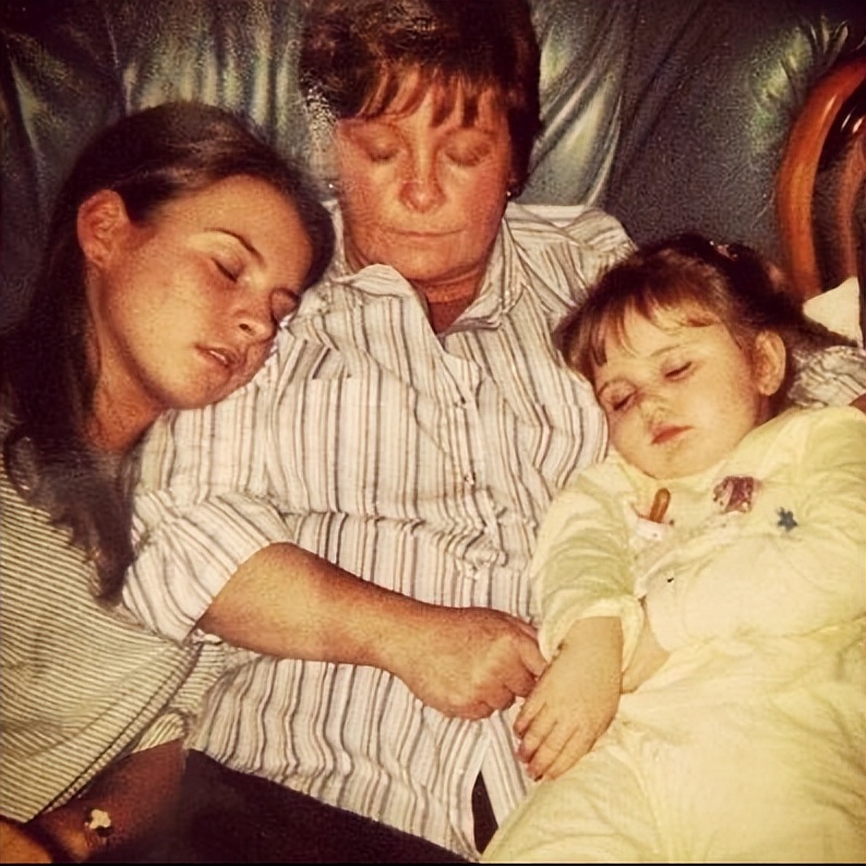 ins泄密,聊聊活色生香球星太太团恩怨情仇…