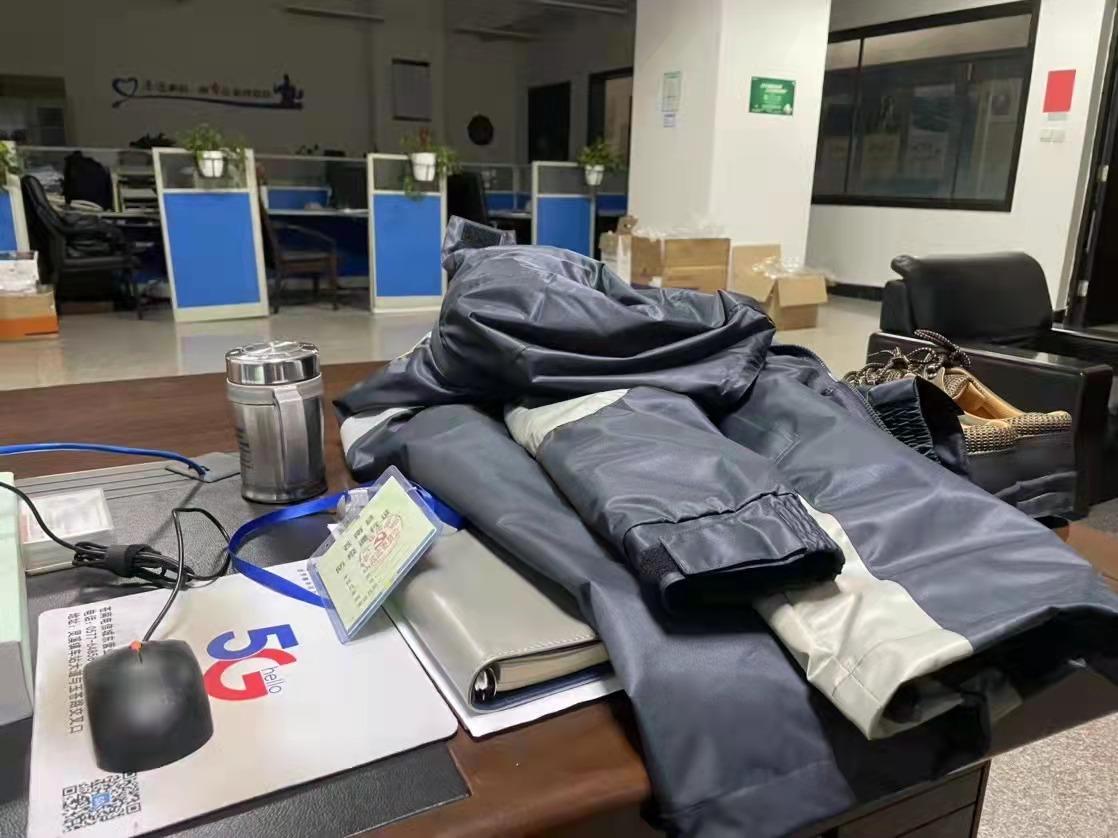 向抗疫英雄致敬民间故事,抗疫军队感人事例