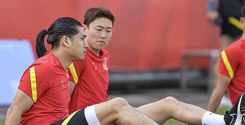 36岁中锋谭龙,谭龙35岁进国家队