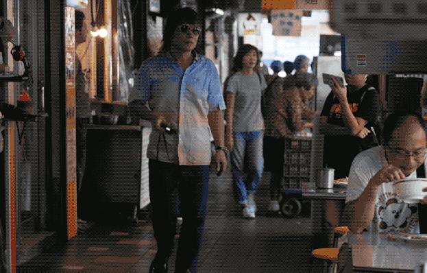 年轻时期的伍佰,伍佰外表不修边幅内心细腻