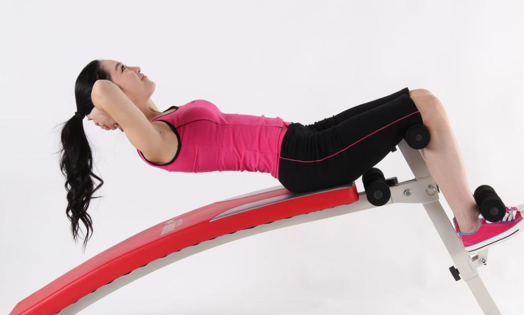 仰卧起坐快速训练方法,仰卧起坐板的正确训练方法
