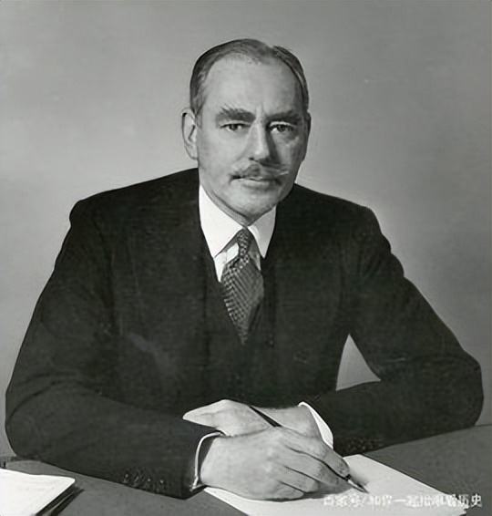 一段你耳熟能详却远未了解的历史,一段你不曾看过的血腥历史