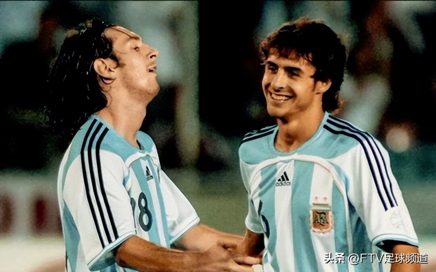 教练席上的球员,教练席