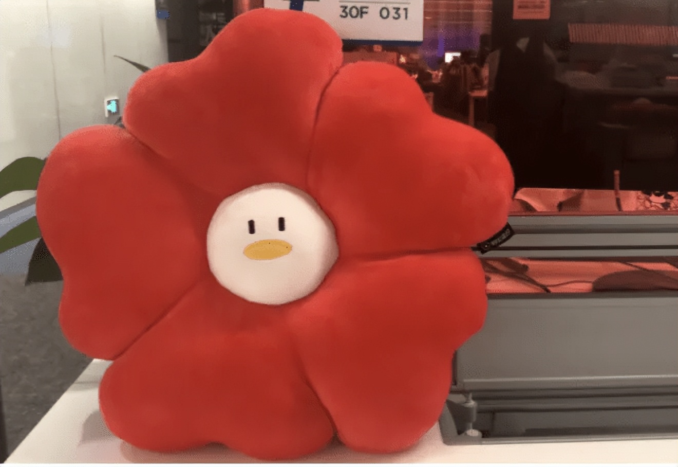 腾讯公益小红花有什么周边？