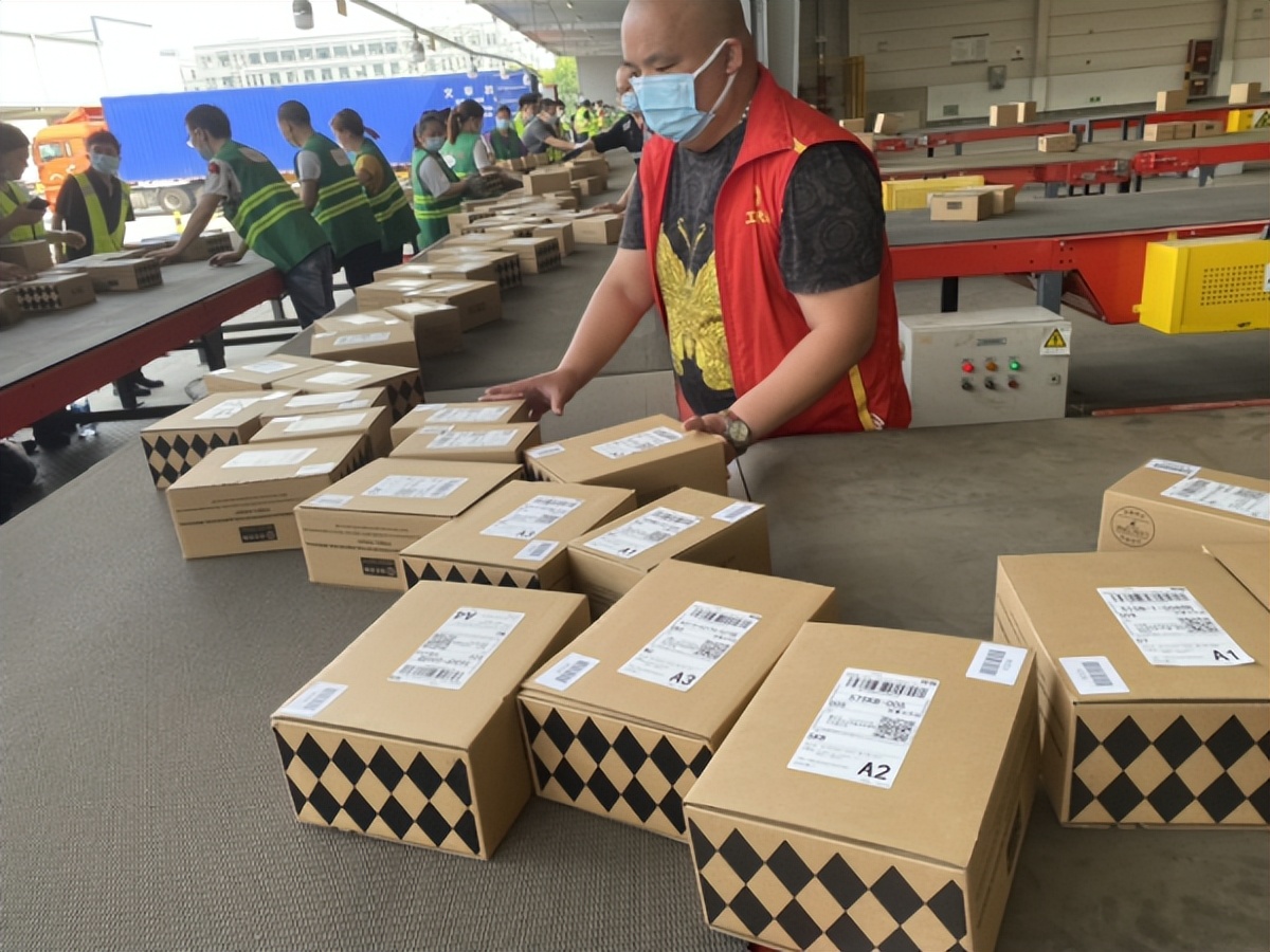 顺丰寄件时效,顺丰快递高峰期一般多久发货