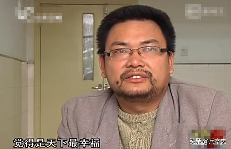 2岁幼童右眼流泪,2岁小孩眼睛哭出血