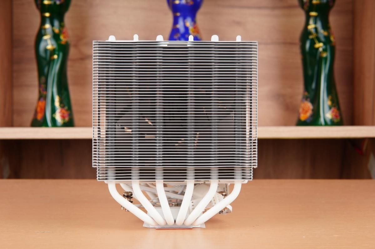 华硕追影机箱布局,华硕追影13代13700f主机