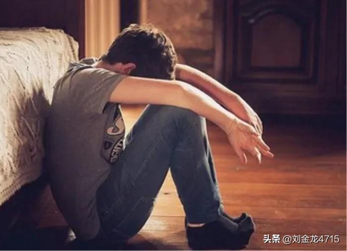 丈夫发现妻子出轨杀人,丈夫怀疑妻子出轨杀人