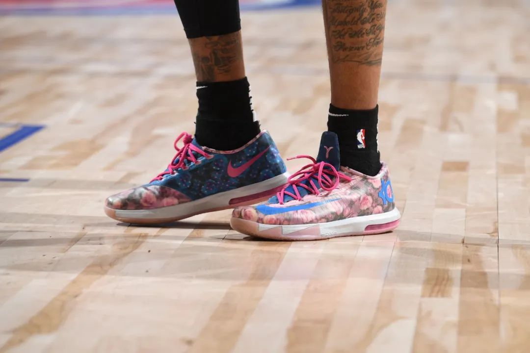 nba杜兰特最超神表现的比赛 (杜兰特单场得分新高)