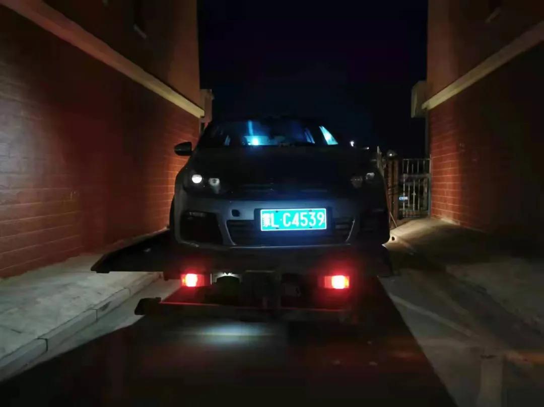 违停曝光平台,违停曝光的车辆