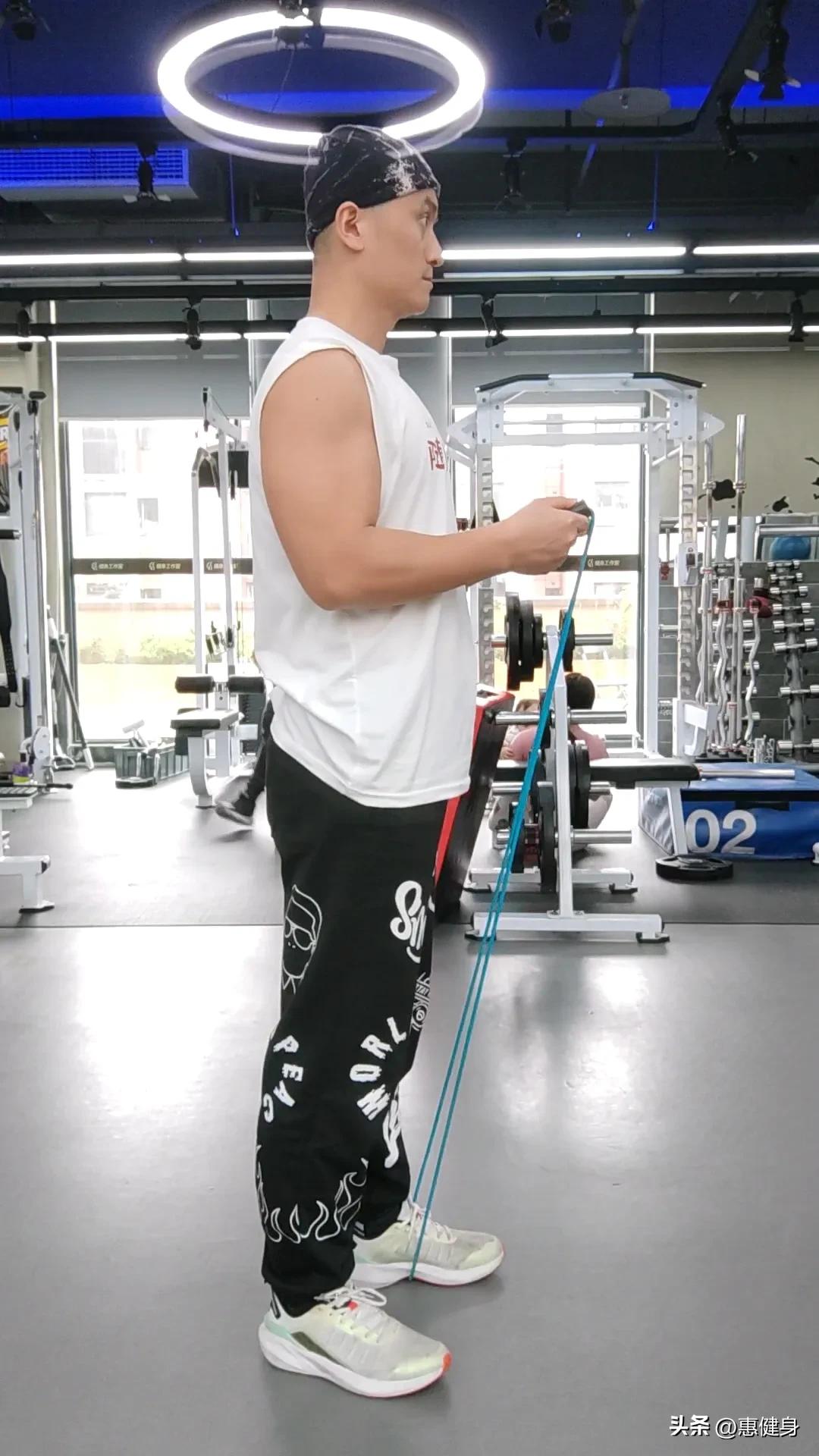 有氧跳绳减脂跟练,减脂跳绳是单脚跳还是双脚跳绳