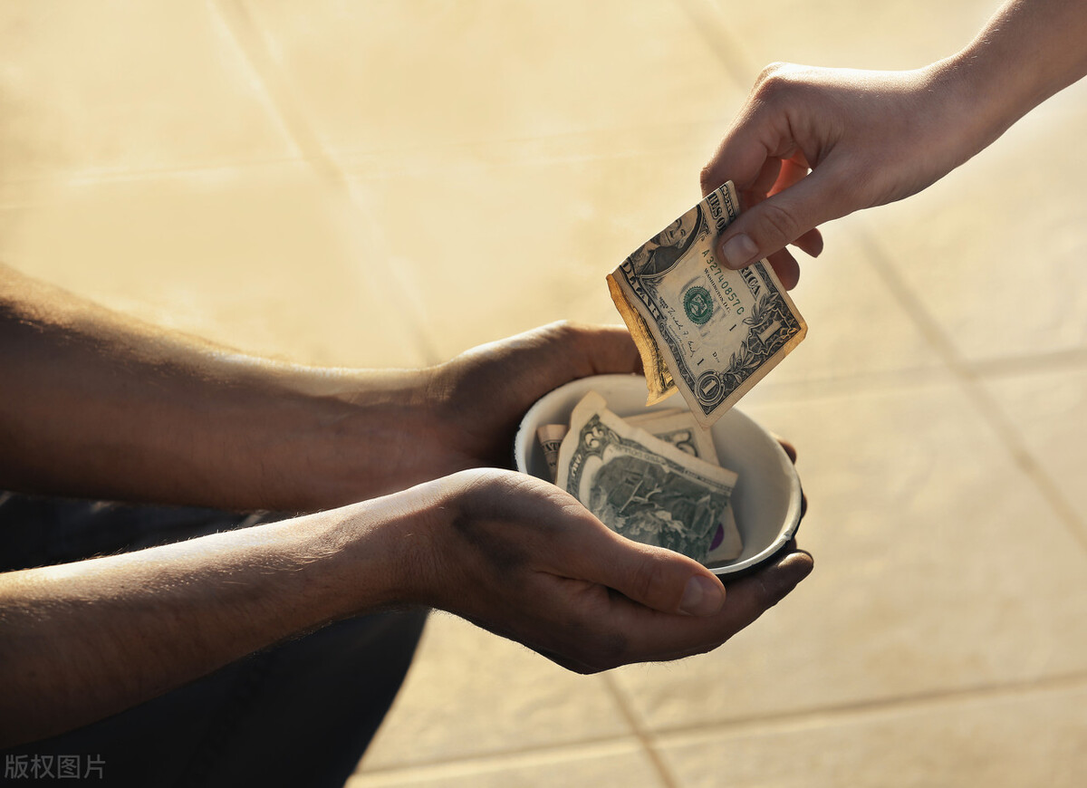 别人喊你借钱可是你不想借怎么说,如果有人跟你借钱你不想借怎么办