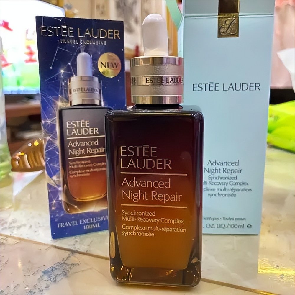 雅诗兰黛小棕瓶:打破时间的锁链,展现眼部青*光春**彩