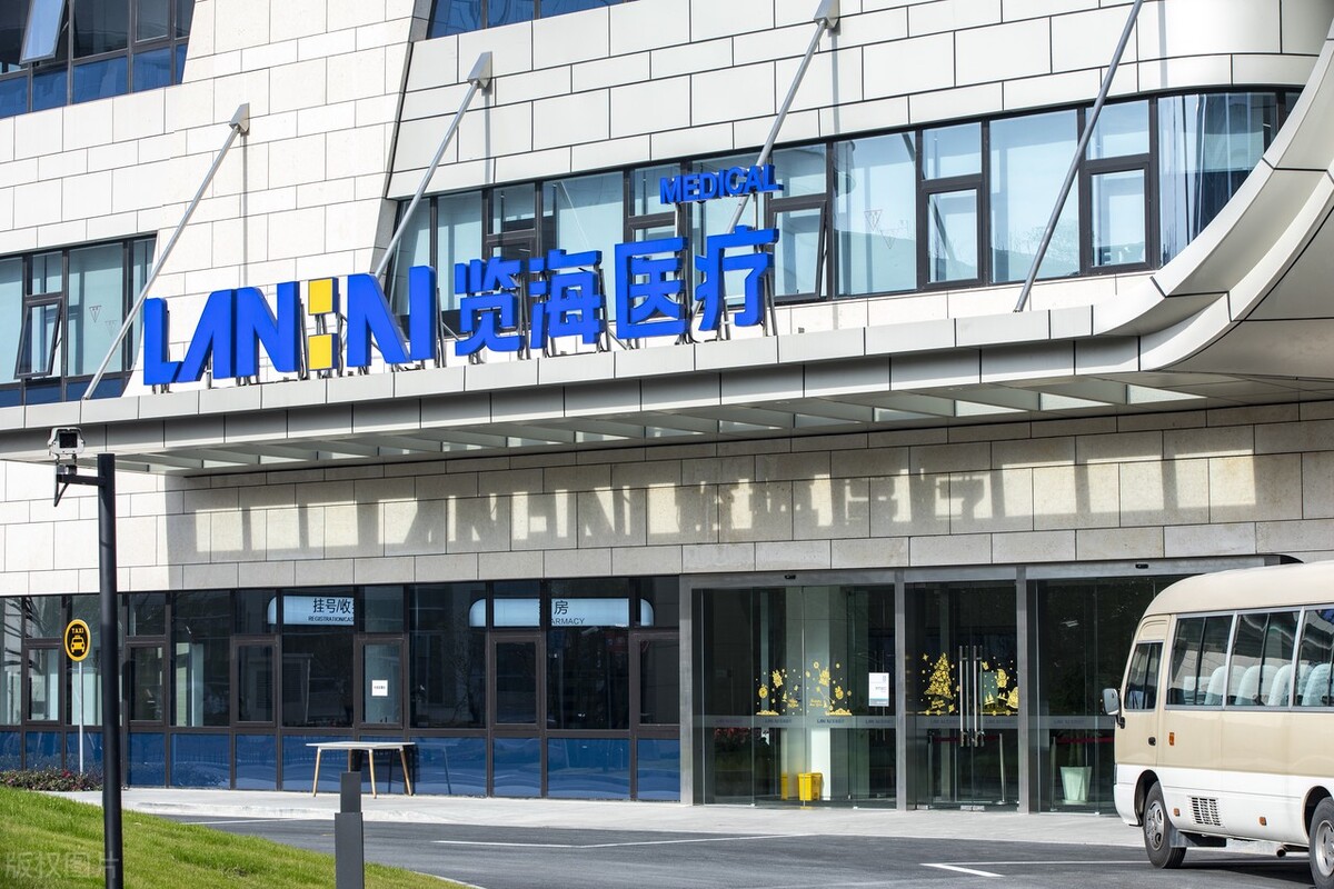 董卿豪门梦碎,央视一姐董卿最新状况