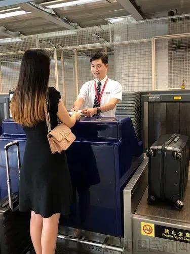 机场空运货物流程,机场空运快件如何发