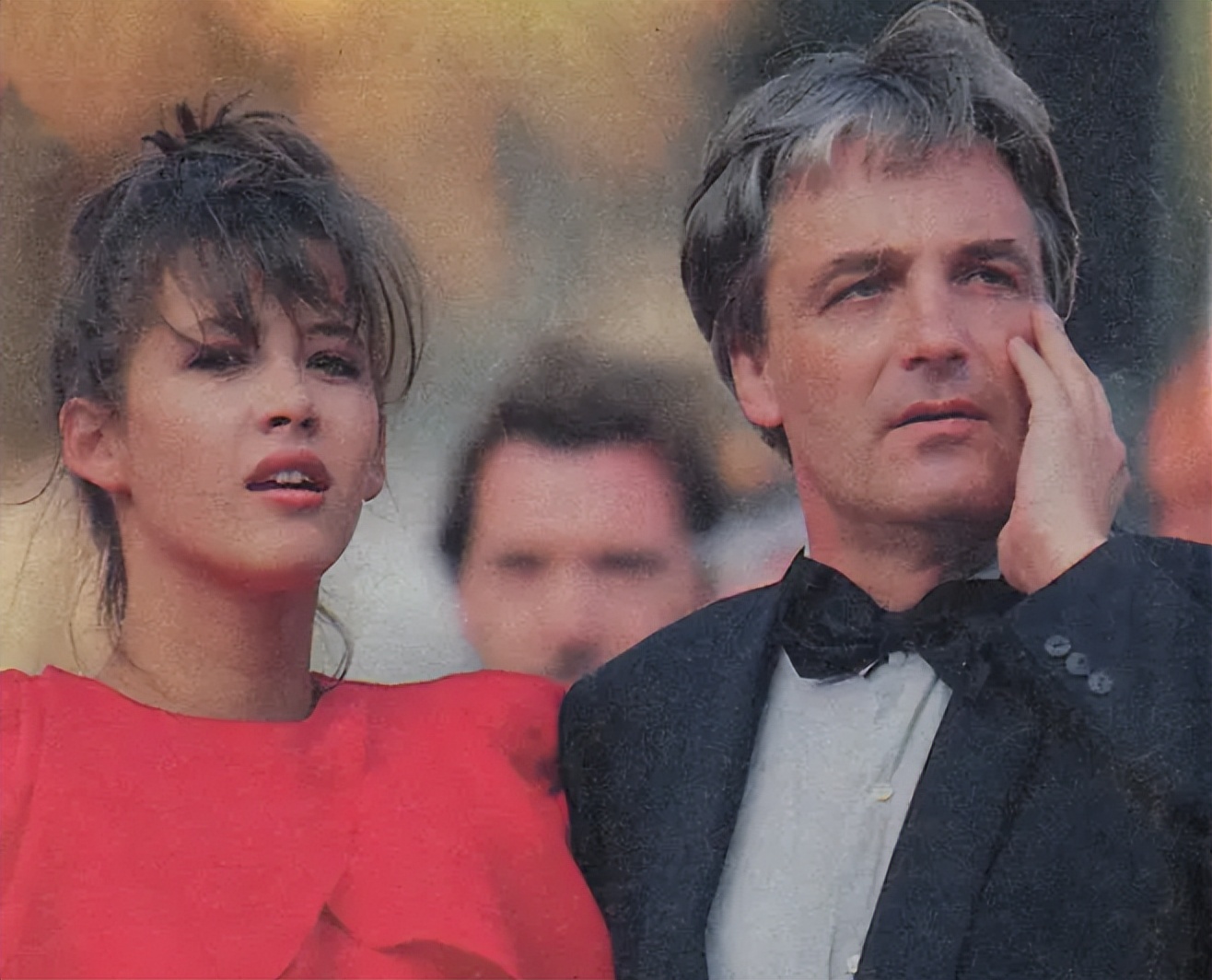 别骂了，世界第一美人想脱就脱