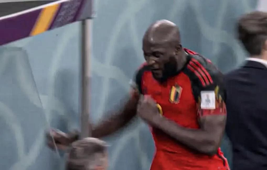 你劳塔罗不进球，和我卢卡库有什么关系？和我鲁尼又有什么关系？