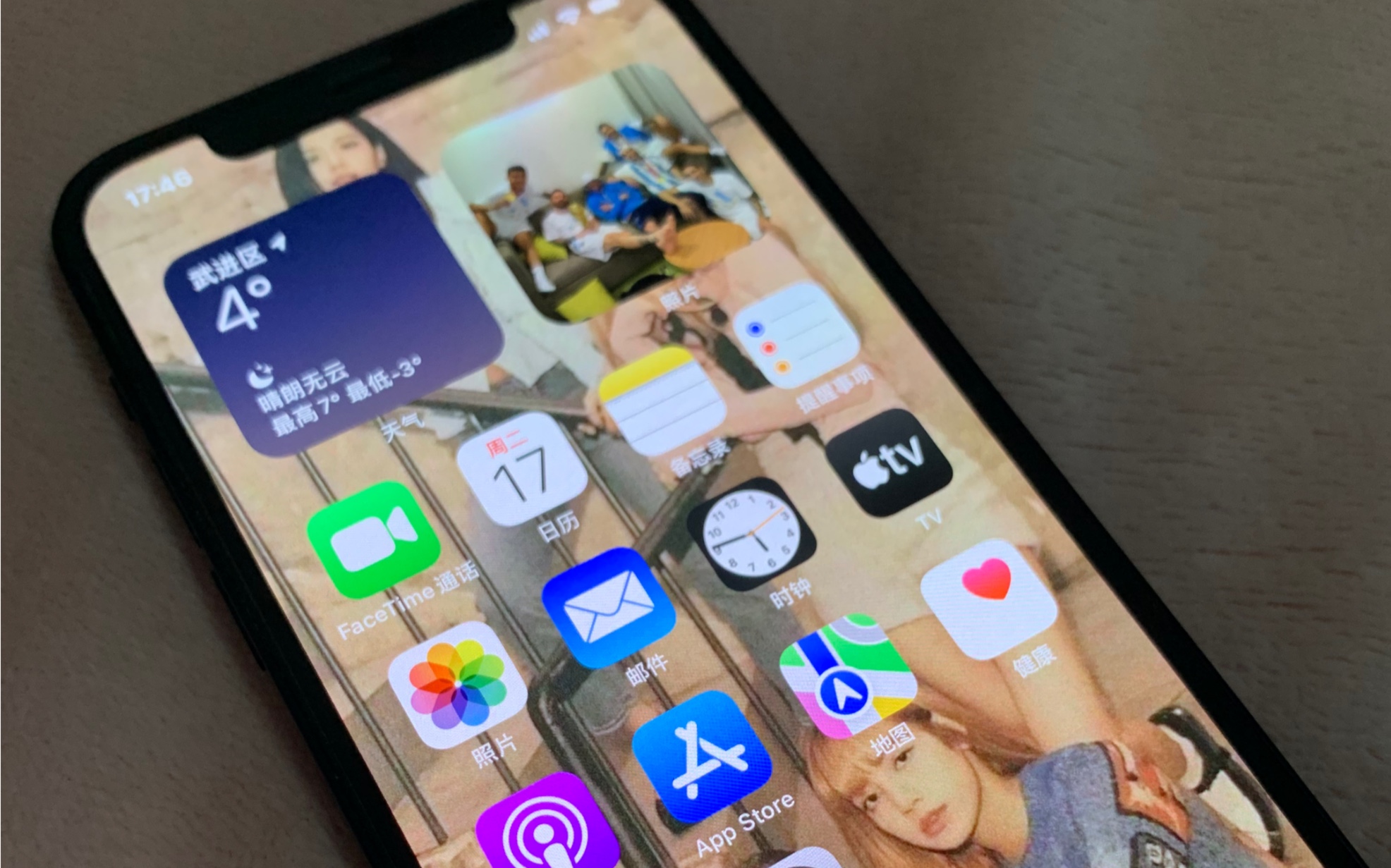 手机价格下降主要原因有哪些方面,手机价格有什么变化和影响因素呢