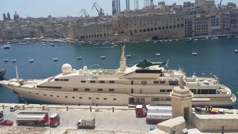 他白手起家9年开56家店年入千万元,他白手起家创办亚洲最大企业