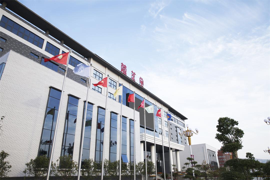 白酒行业困局出路在哪里?万茗堂入资茅台镇酒企带来怎样新思考