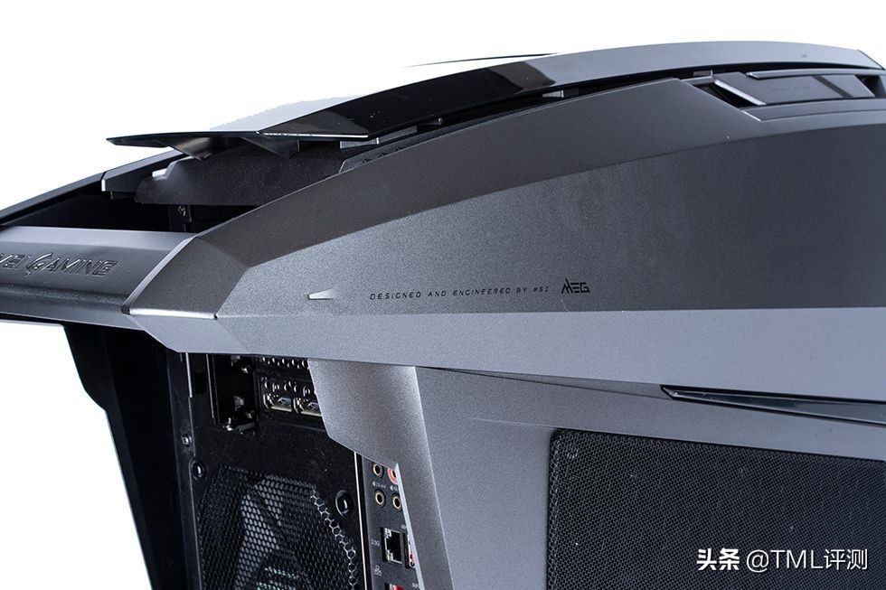 来自旗舰顶配的快乐—微星宙斯盾Ti5（12th）游戏主机评测