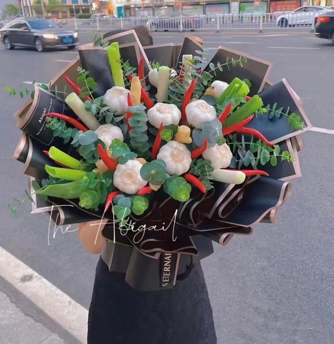 去爱那个很忙却为你有空的人语录,余生只珍惜心里有我的人精辟语录