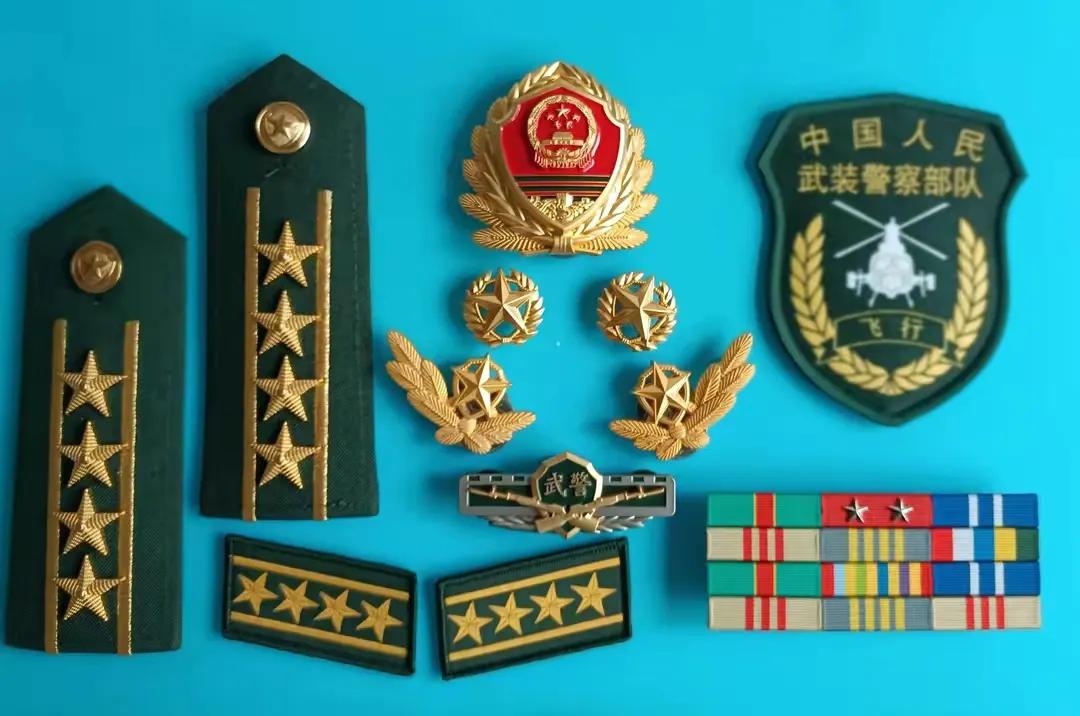 毛启国收藏帽徽图片,中国陆军狼牙特种部队肩章图片