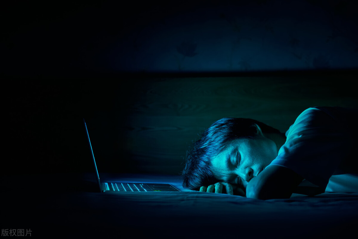 坚持裸睡的人能收获哪些好处,长期裸睡坏处