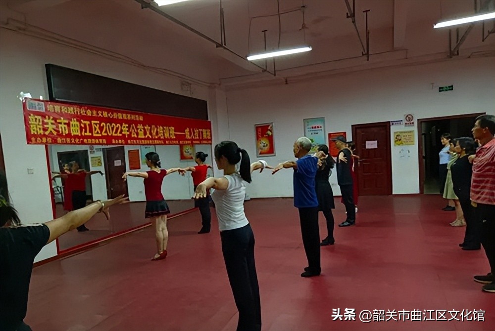 附近40岁成人拉丁舞培训班,少儿拉丁舞培训班暑假招生宣传