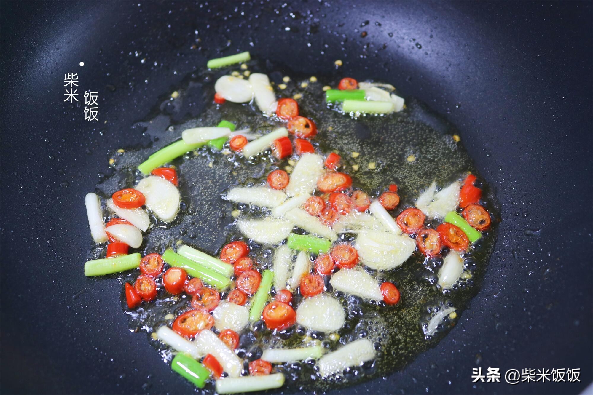 这道菜简单炒一炒就能上桌,18道简单一炒就美味又下饭的菜谱