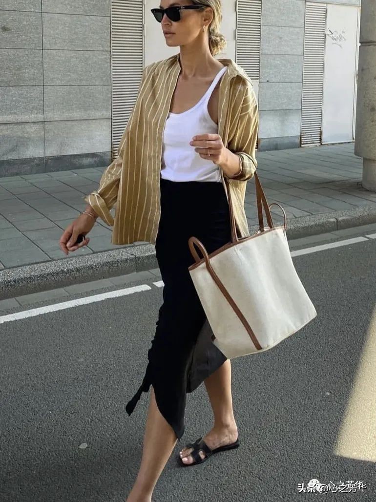 今年时尚一点的上衣,今年最时尚的衣服