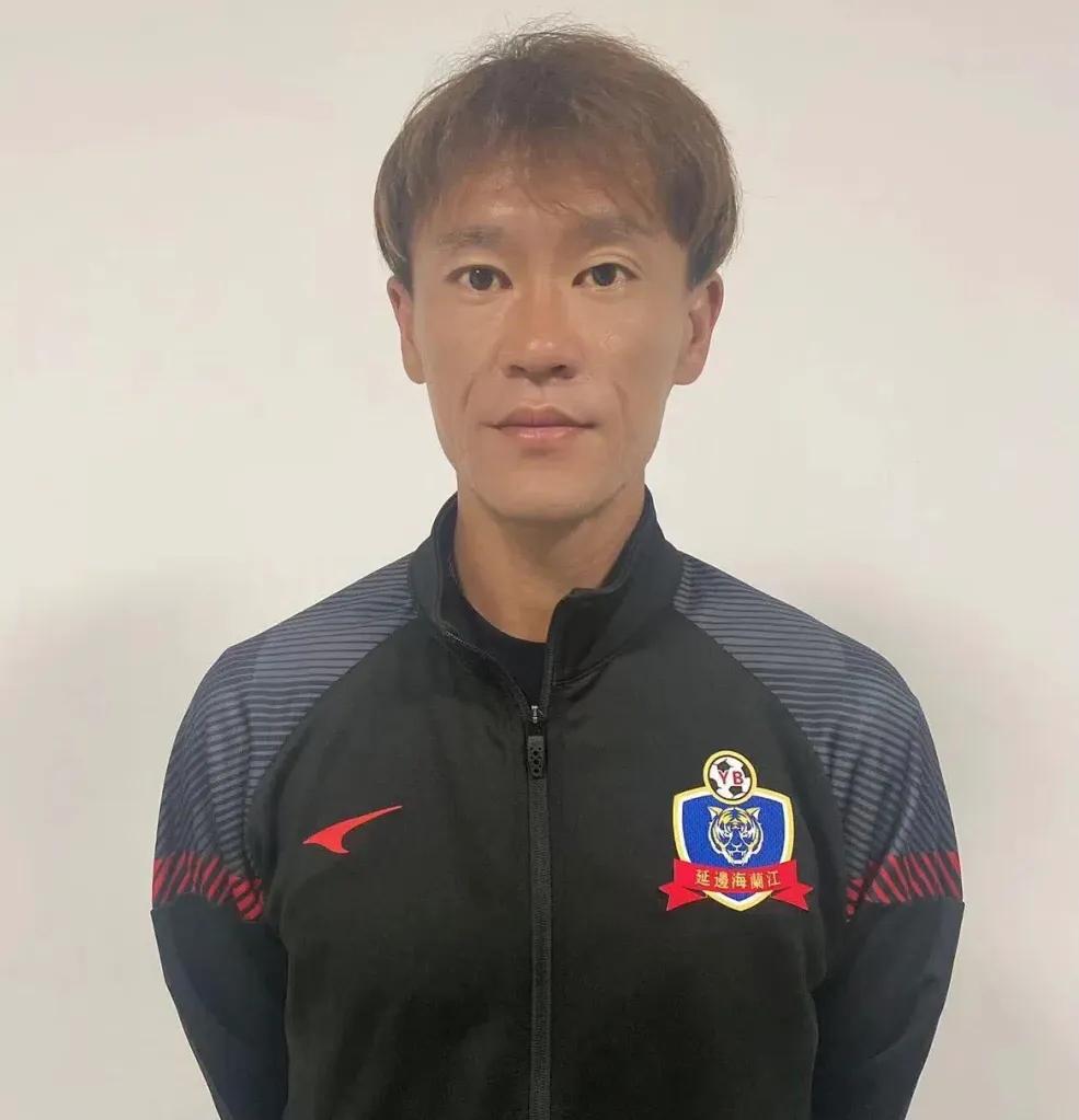 王栋消防员,延边龙鼎主教练王栋简历