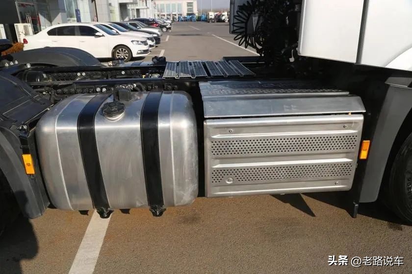 奔驰actros2653测评,国产奔驰重卡actros优享版