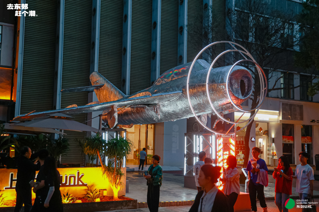 这场万人赶潮盛会,泰酷辣!