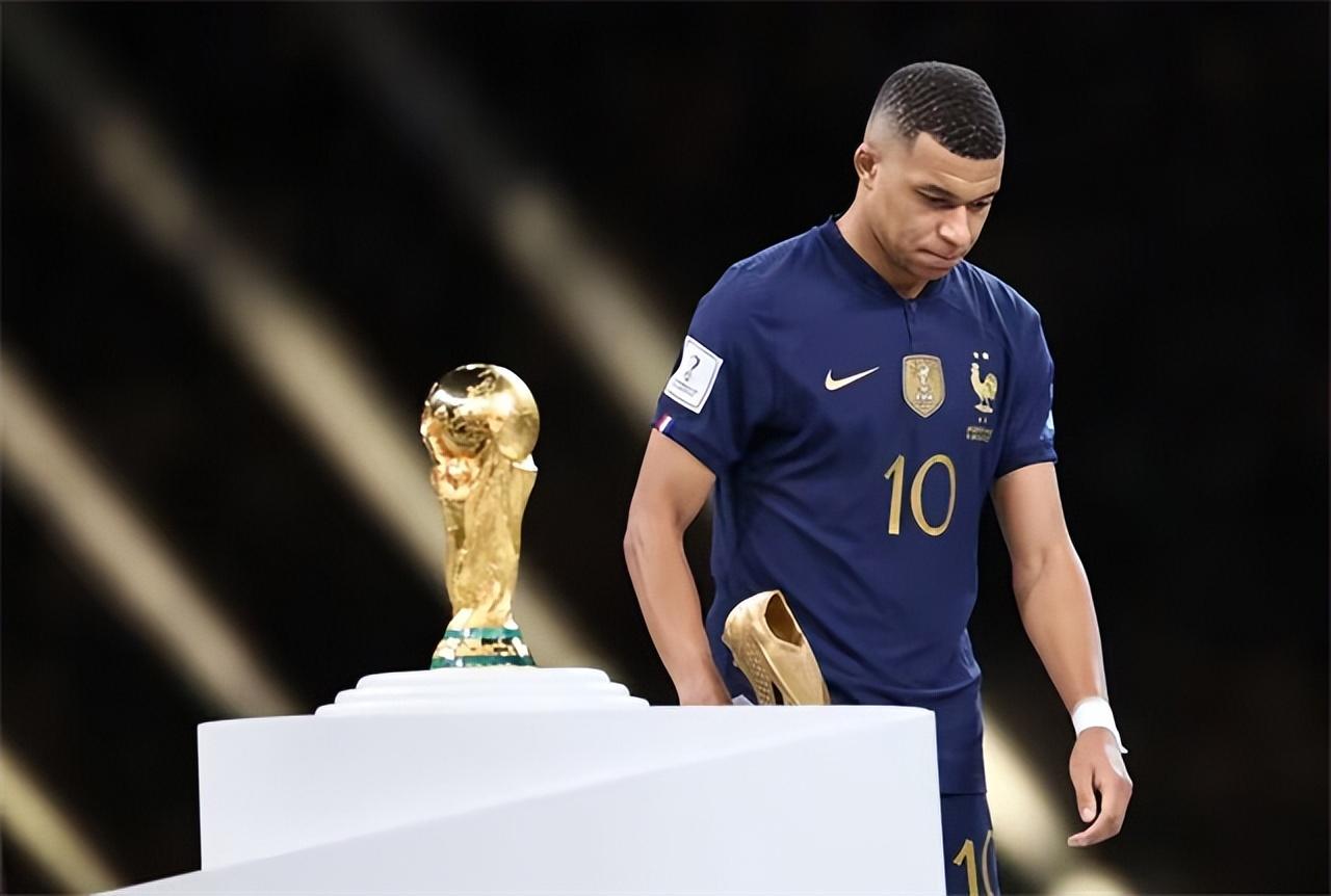 姆巴佩梅西世界杯点球,2018年世界杯梅西被姆巴佩打懵