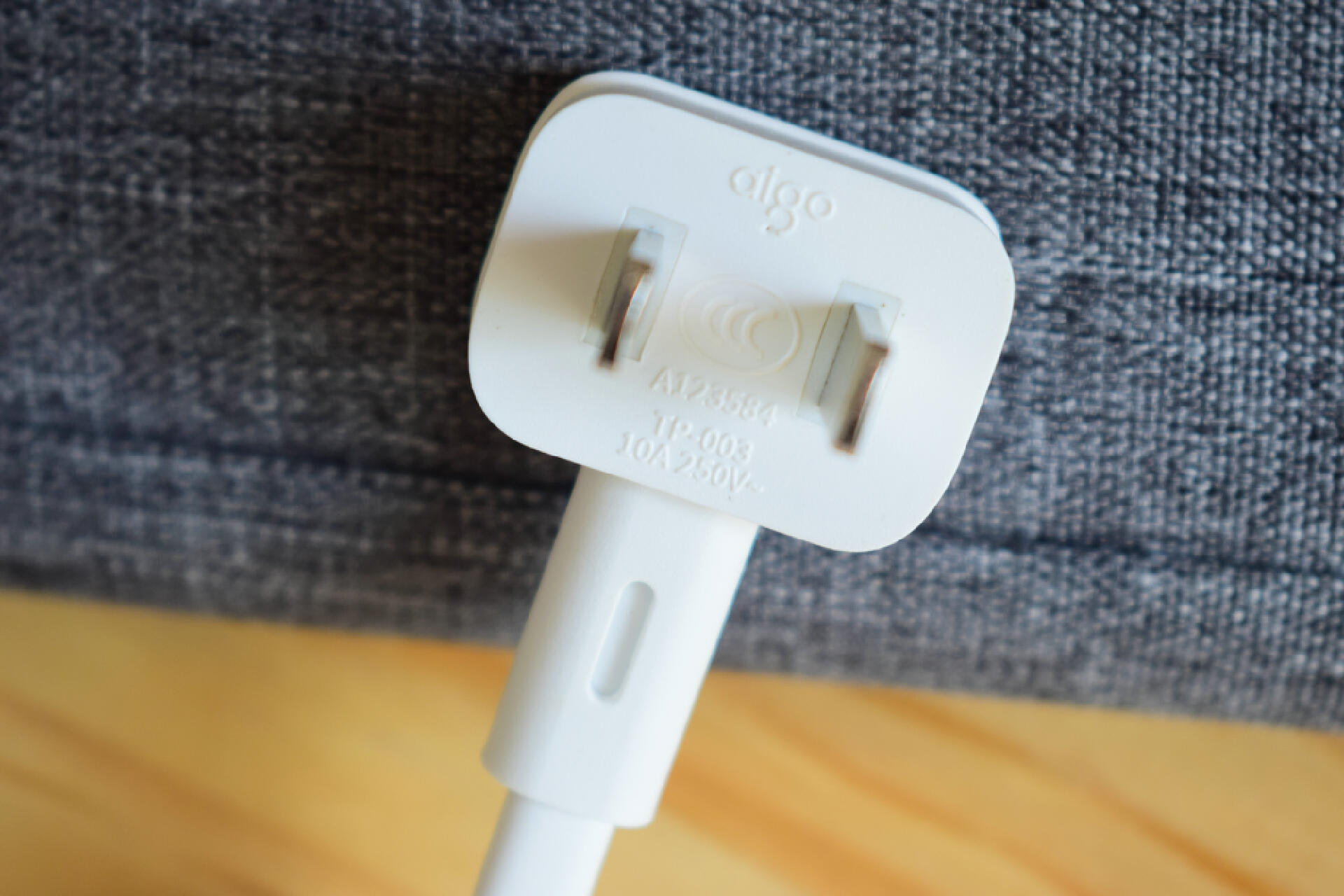 aigo16a插座,aigo电源插座